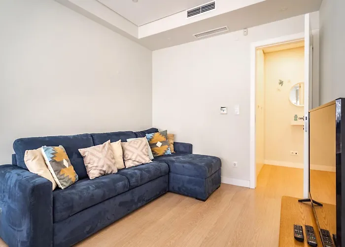 Akicity Marques Aurora Lizbona