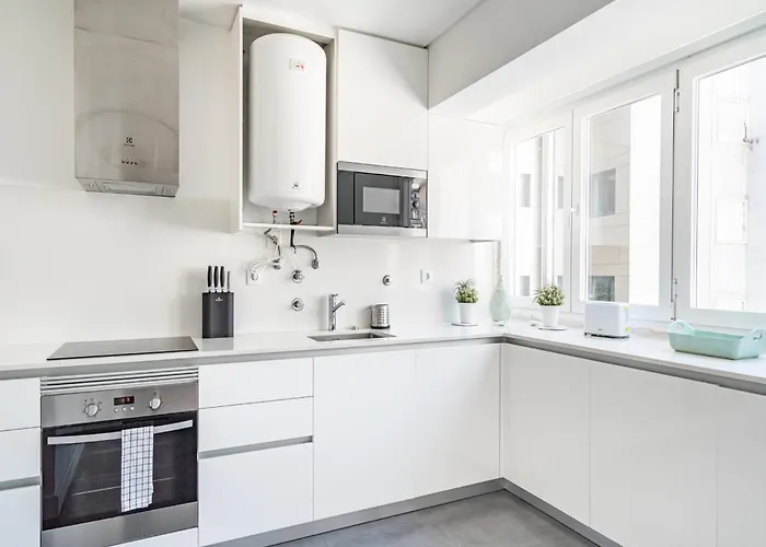 Akicity Marques Aurora * Lizbona